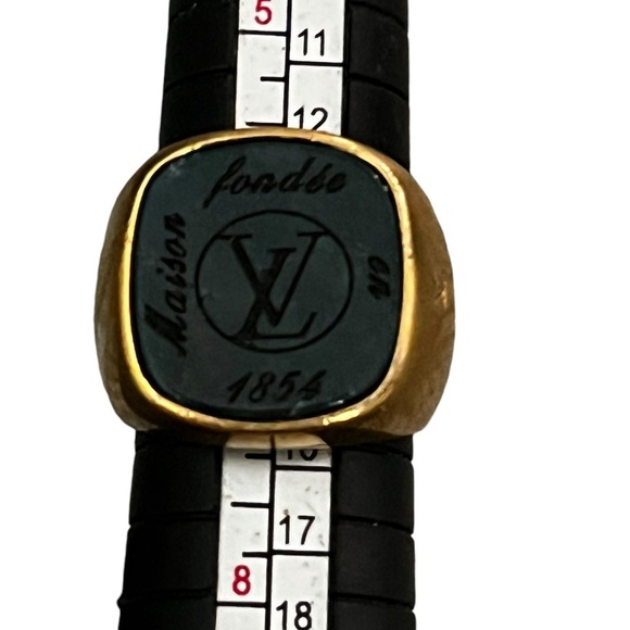 Sold - Picture 7 of 7